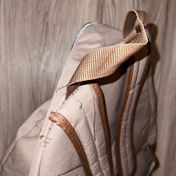 Lightweight backpack - Picture 7 of 9